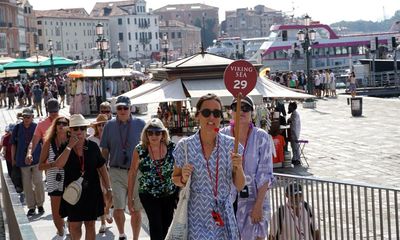 ‘It has had no impact’: Venice’s effort to curb overtourism fails to thin crowds