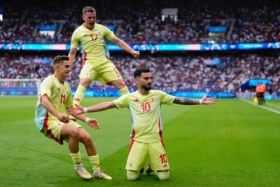 Spain Dominates With Three Quick Goals Against France