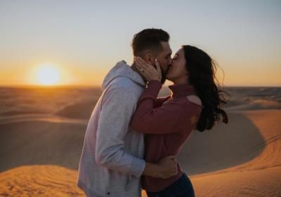 Romantic Desert Kiss: Joe Barlow And Wife Share Affection