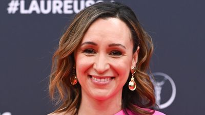 Jessica Ennis-Hill understood the styling assignment and her Breton-striped top and midi skirt at the Olympics are the epitome of French elegance