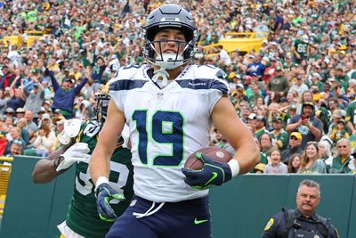 Seahawks WR Jake Bobo keeps making big-time plays at practice