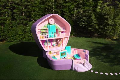 Airbnb just listed a life-sized Polly Pocket house–and it doesn’t have a roof