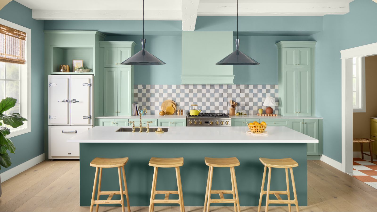 HGTV Home by Sherwin-Williams reveals its 2025 color palette…