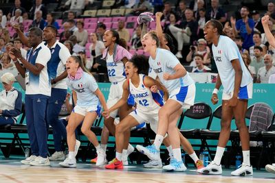 France advances to 1st Olympic women's basketball gold medal game since 2012, beats Belgium in OT