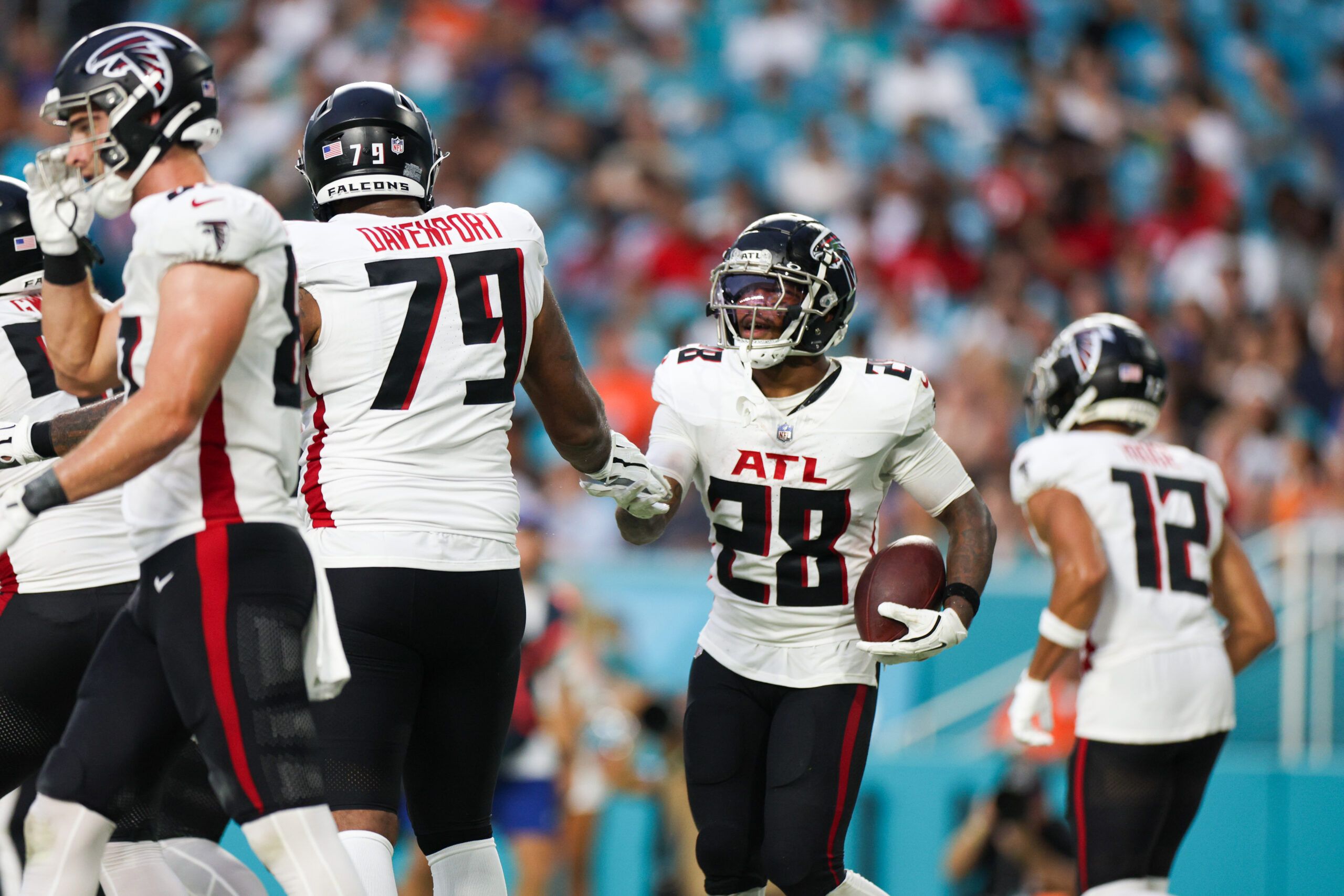 Falcons Rbs Falcons RB Carlos Washington rushes for 4th-down TD…