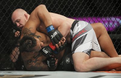 UFC free fight: Serghei Spivac ends Greg Hardy’s UFC career with TKO finish