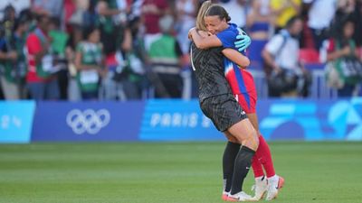 Alyssa Naeher Makes Clutch Late Save to Hold Off Brazil En Route to Gold Medal