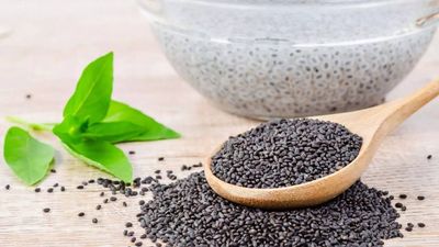 5 delicious ways to eat soaked sabja seeds every morning