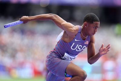 16-year-old Quincy Wilson makes history after U.S. gold in 4×400 relays