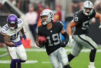 WATCH: Gardner Minshew drives Raiders for touchdown on pretty throw to DJ Turner