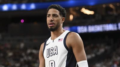 USA's Tyrese Haliburton Hilariously Flexes Gold Medal After Minimal Olympic Minutes