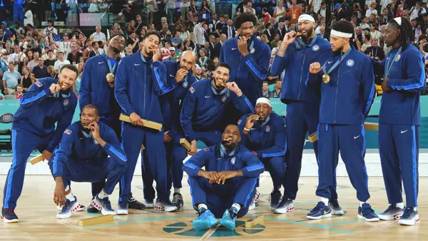 USA Men's Basketball Recreates Iconic Photo on Paris Steps After Winning Gold Medal