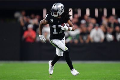 Davante Adams returns to Raiders following birth of child