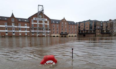 Climate crisis helped drive payouts to seven-year high, say insurers