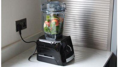 Behind the scenes of how we test blenders at woman&home