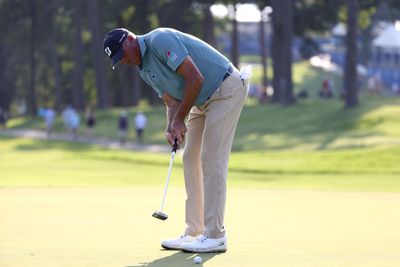 Matt Kuchar returns alone for Monday finish at 2024 Wyndham Championship with par on 18