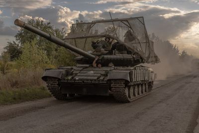 Thousands of Ukraine troops ready to defend land captured in daring attack into Russia