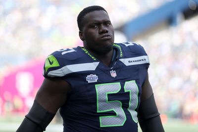 Nick Harris trade signals Seahawks faith in Olu Oluwatimi