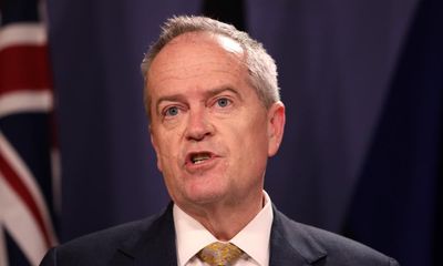 Free-to-air TV in ‘diabolical trouble’ and needs gambling ads to stay afloat, Bill Shorten says