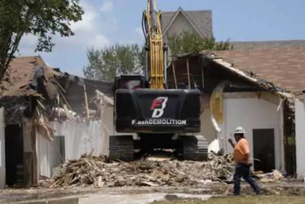 Texas Church Where Deadly Shooting Occurred Demolished By Crews