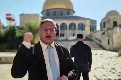 Far-right Minister Leads Israelis In Prayer At Flashpoint Mosque Compound