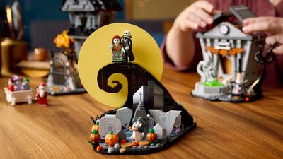 I am obsessed with this new Lego Nightmare Before Christmas set