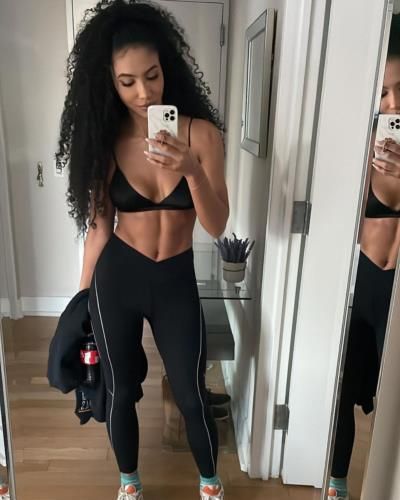 Cheslie Kryst Flaunts Chic And Athletic Style In Mirror Selfie