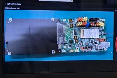 Kioxia Demonstrates Optical Interface SSDs for Data Centers