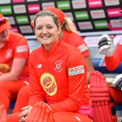 Sarah Taylor Exudes Happiness In Cricket Pavilion Photo