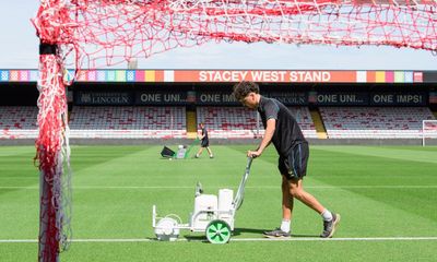 Carabao Cup: Sheffield United 4-2 Wrexham, Fleetwood 2-1 West Brom – as it happened