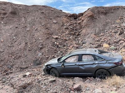 LA man, 57, dies of heat exposure in Death Valley after crashing his car