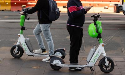 ‘There is a role for e-scooters’: premier urges Melbourne council to reconsider ban