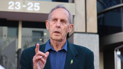 Bob Brown lashes magistrate after $500 protest fine