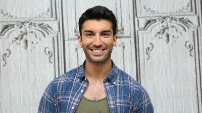 Justin Baldoni's anti-trend kitchen cabinet color serves as the perfect 'blank canvas' – this style will never fade