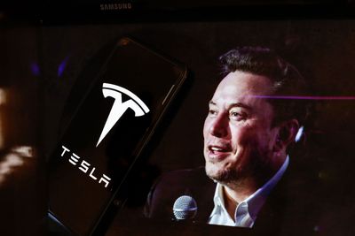 Musk masters bribing out in the open