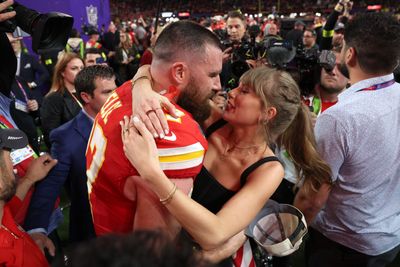 Patrick Mahomes says Taylor Swift is responsible for Travis Kelce growing his hair out