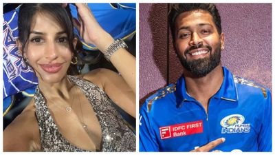 Amidst Jasmin Walia and Hardik Pandya dating rumours, singer's throwback photo from Mumbai Indians match goes VIRAL