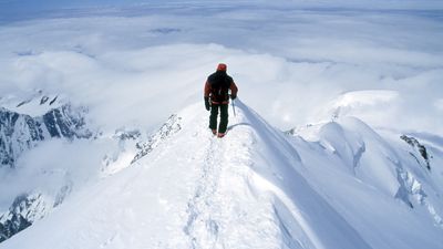 Breathtaking video follows Anna DeMonte as she becomes the fastest woman to ski Mont Blanc