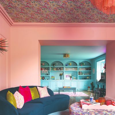 Wallpaper trends 2025 – the key styles and patterns to cover your walls with this year