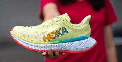 Hoka Shoes Maker Deckers Outdoor Tests Key Level After Strong Earnings Report