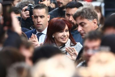 Argentina's Kirchner Faces Would-be Assassin In Court