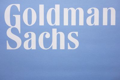 Are Wall Street Analysts Predicting Goldman Sachs Stock Will Climb or Sink?