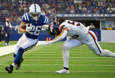 Evan Hull takes bulk of Colts’ backup RB snaps with Trey Sermon out on Wednesday