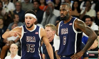 Devin Booker: LeBron James, Stephen Curry made his Team USA experience different