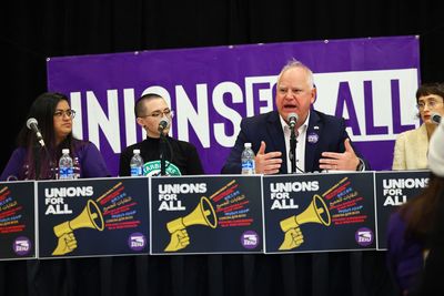 Unions hail Walz as GOP eyes labor vote