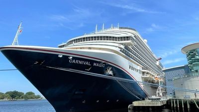 Carnival Cruise Line makes a huge weather-related save