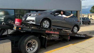 This Brand New Nissan Leaf Stranded Its Owner