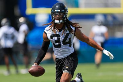 Jaguars waive CB with injury settlement