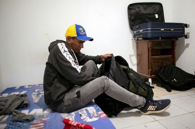 Their Hopes Dashed, Venezuelan Migrants Abandon Plans For Return