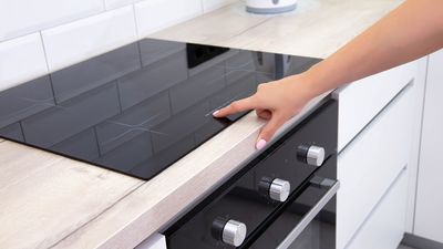 Is it safe to use induction cooktop protectors? We asked the experts